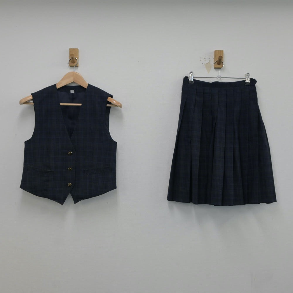 【中古】新潟県 新発田中央高等学校 女子制服 2点（ベスト・スカート）sf016962