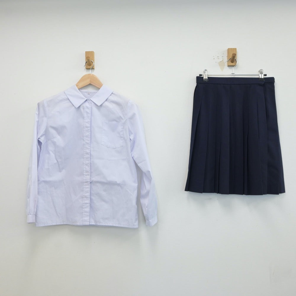 【中古】岡山県 総社西中学校 女子制服 2点（シャツ・スカート）sf017040