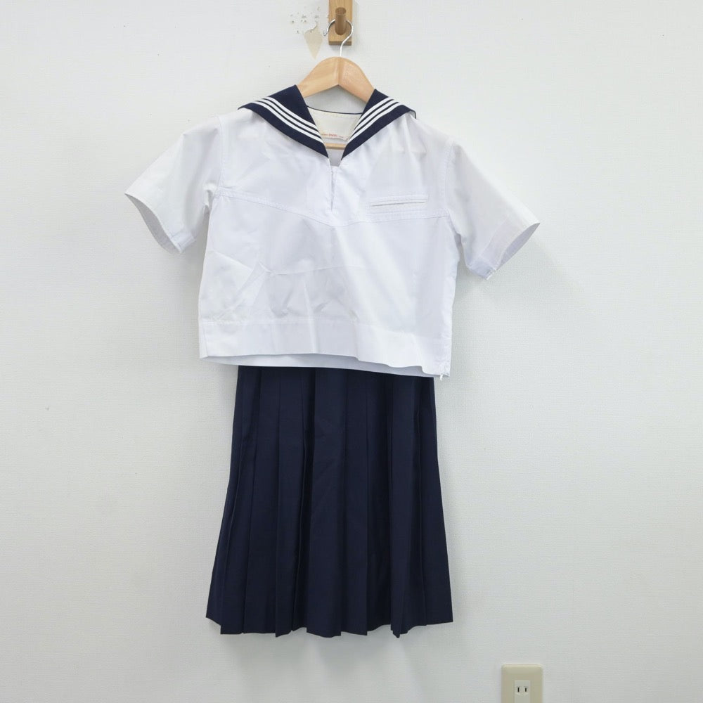 【中古】東京都 大妻高等学校 女子制服 2点（セーラー服・スカート）sf017180