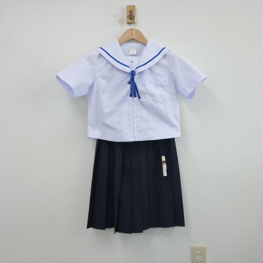 【中古】岐阜県 笠松中学校 女子制服 3点（セーラー服・スカート）sf017253