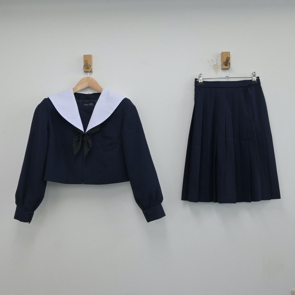 【中古】岐阜県 笠松中学校 女子制服 3点（セーラー服・スカート）sf017254