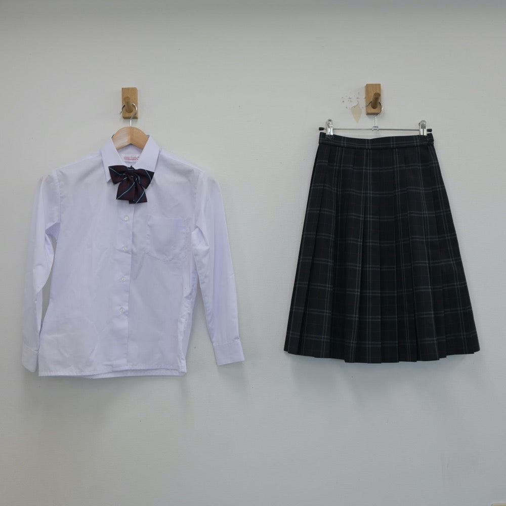 【中古】千葉県 萱田中学校 女子制服 4点（ブレザー・シャツ・スカート）sf017273