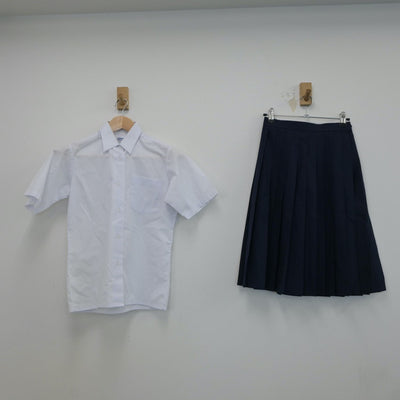 【中古】埼玉県 上里北中学校 女子制服 2点（シャツ・スカート）sf017306