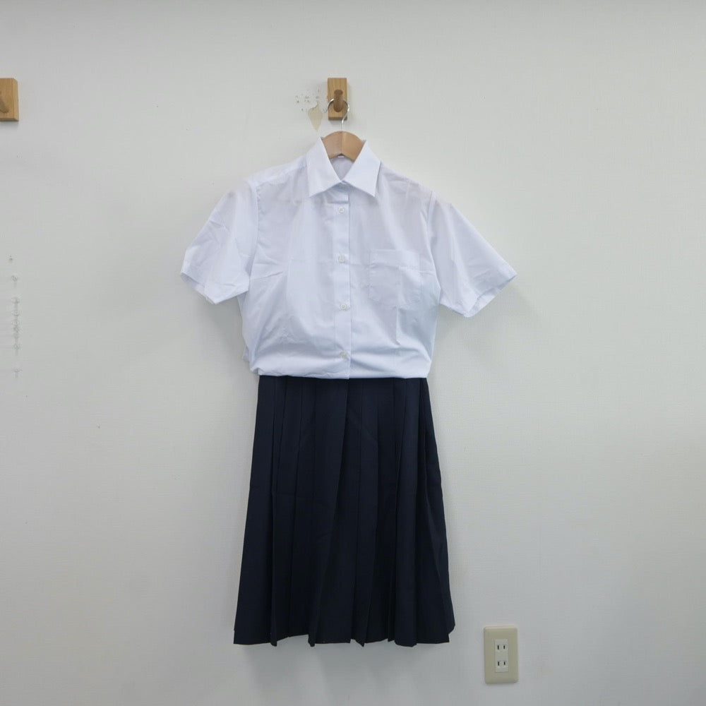 【中古】神奈川県 田島中学校 女子制服 2点（シャツ・スカート）sf017339