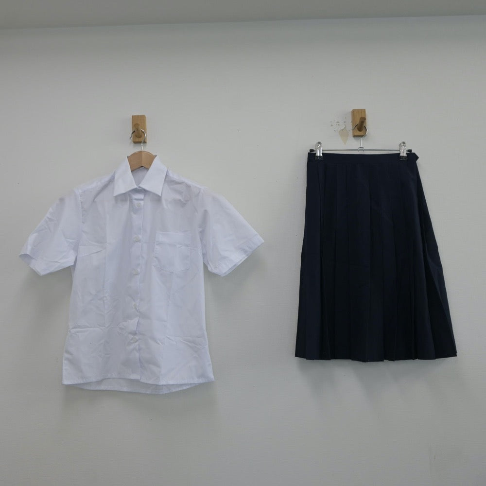 【中古】神奈川県 田島中学校 女子制服 2点（シャツ・スカート）sf017339