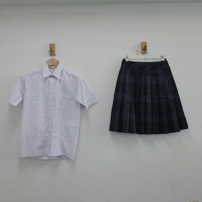 【中古】神奈川県 幸高等学校 女子制服 2点（シャツ・スカート）sf017346