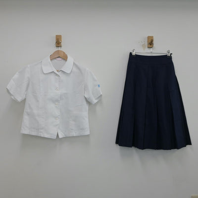 【中古】愛知県 豊田高等学校 女子制服 3点（シャツ・スカート）sf017368