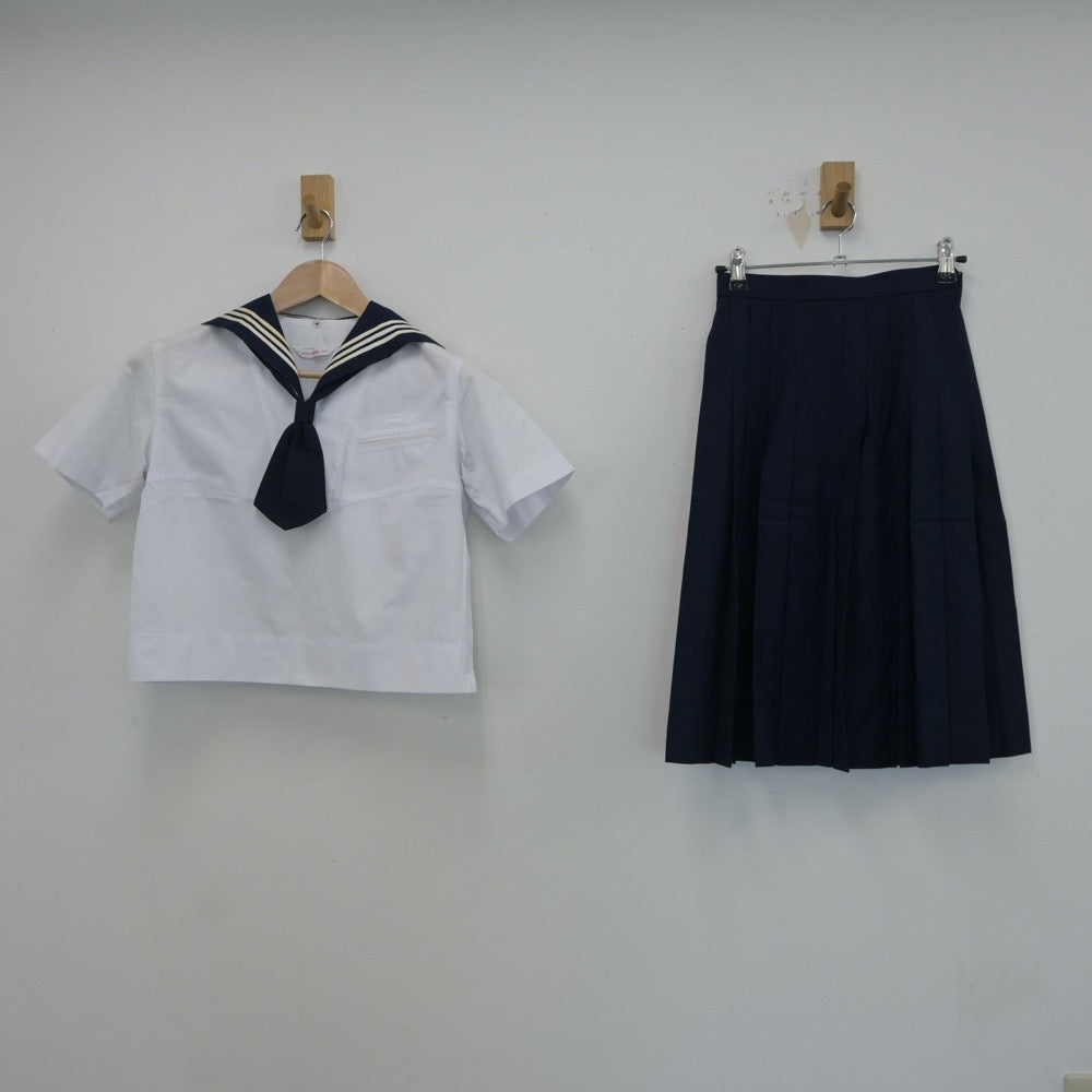 【中古】東京都 十文字高等学校 女子制服 2点（セーラー服・スカート）sf017392