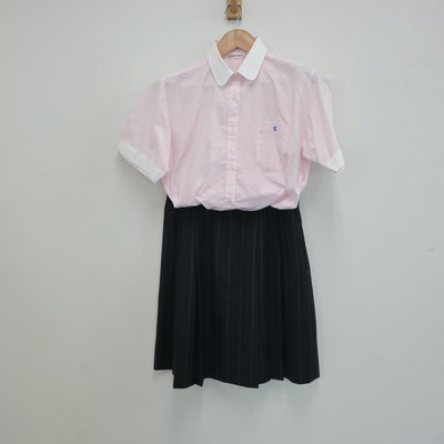 【中古】埼玉県 埼玉県立久喜高等学校 女子制服 3点（シャツ・ニットベスト・スカート）sf017418