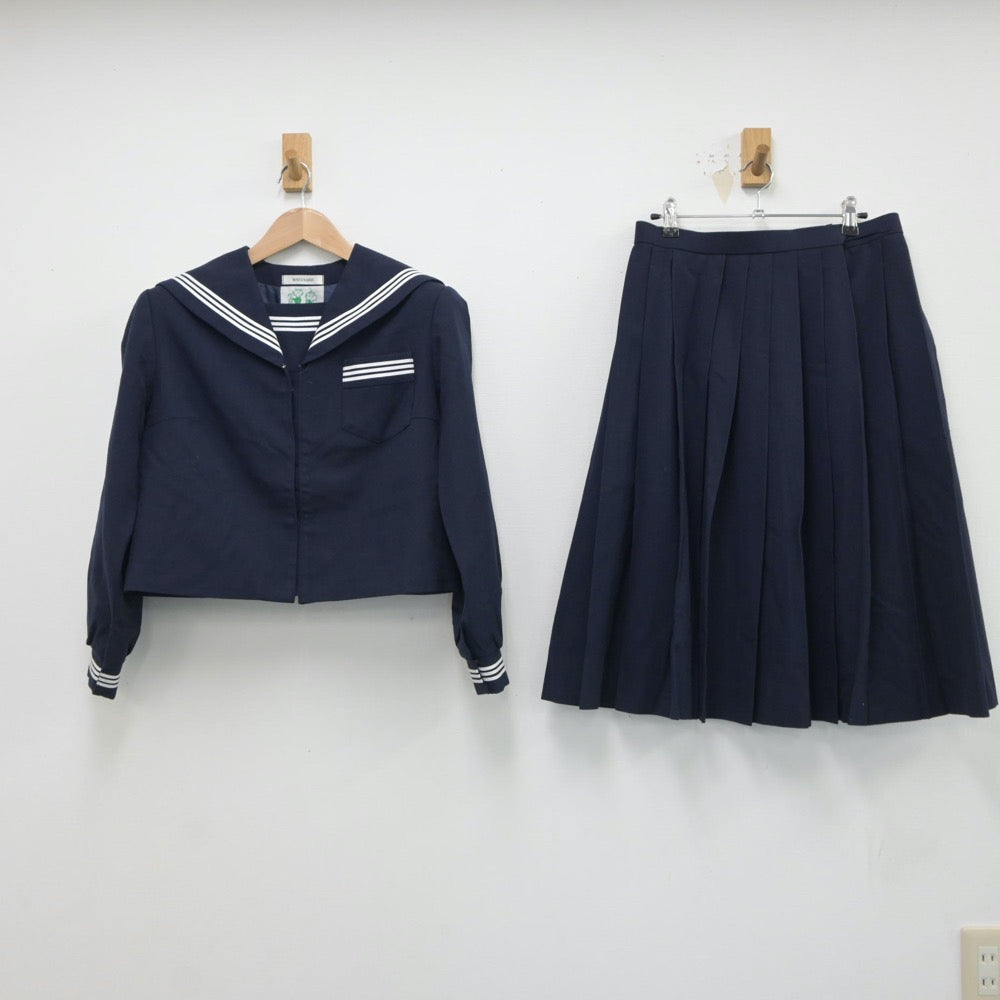 【中古】静岡県 磐田城山中学校 女子制服 2点（セーラー服・スカート）sf017456