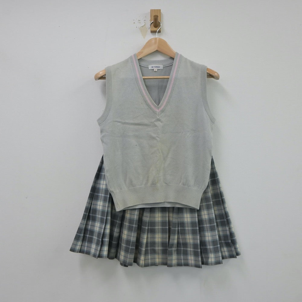 【中古】千葉県 東京学館浦安高等学校 女子制服 2点（ニットベスト・スカート）sf017468