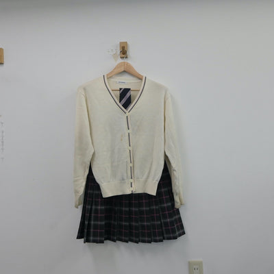 【中古】千葉県 東京学館浦安高等学校 女子制服 4点（ブレザー・ニット・スカート）sf017474