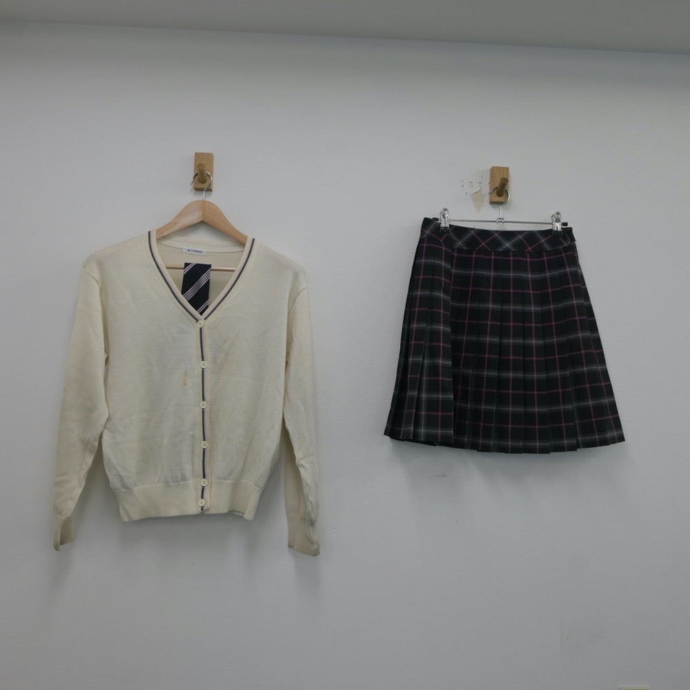 【中古】千葉県 東京学館浦安高等学校 女子制服 4点（ブレザー・ニット・スカート）sf017474