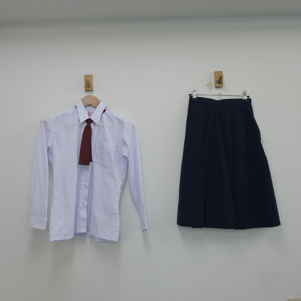 【中古】埼玉県 南中学校 女子制服 4点（ブレザー・シャツ・スカート）sf017496