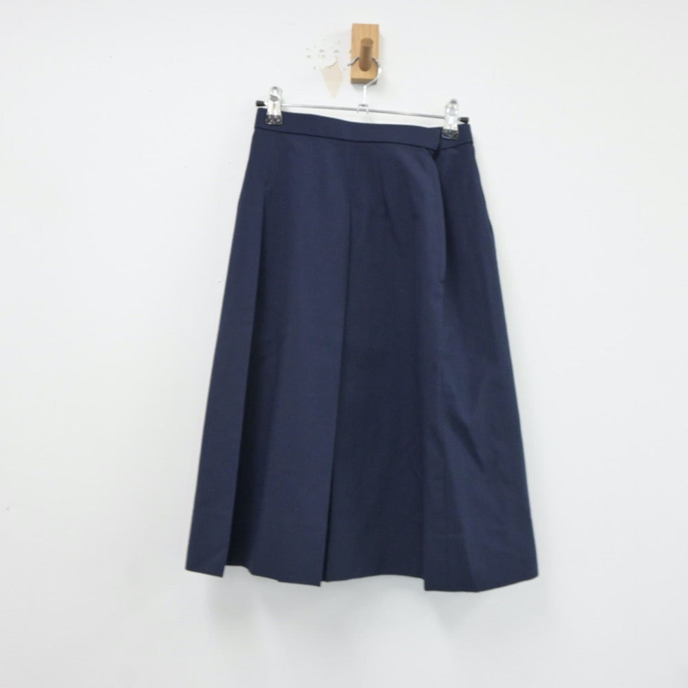 【中古】埼玉県 吉川市立南中学校 女子制服 2点（シャツ・スカート）sf017499