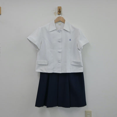 【中古】長崎県 諫早高等学校 女子制服 2点（シャツ・スカート）sf017515