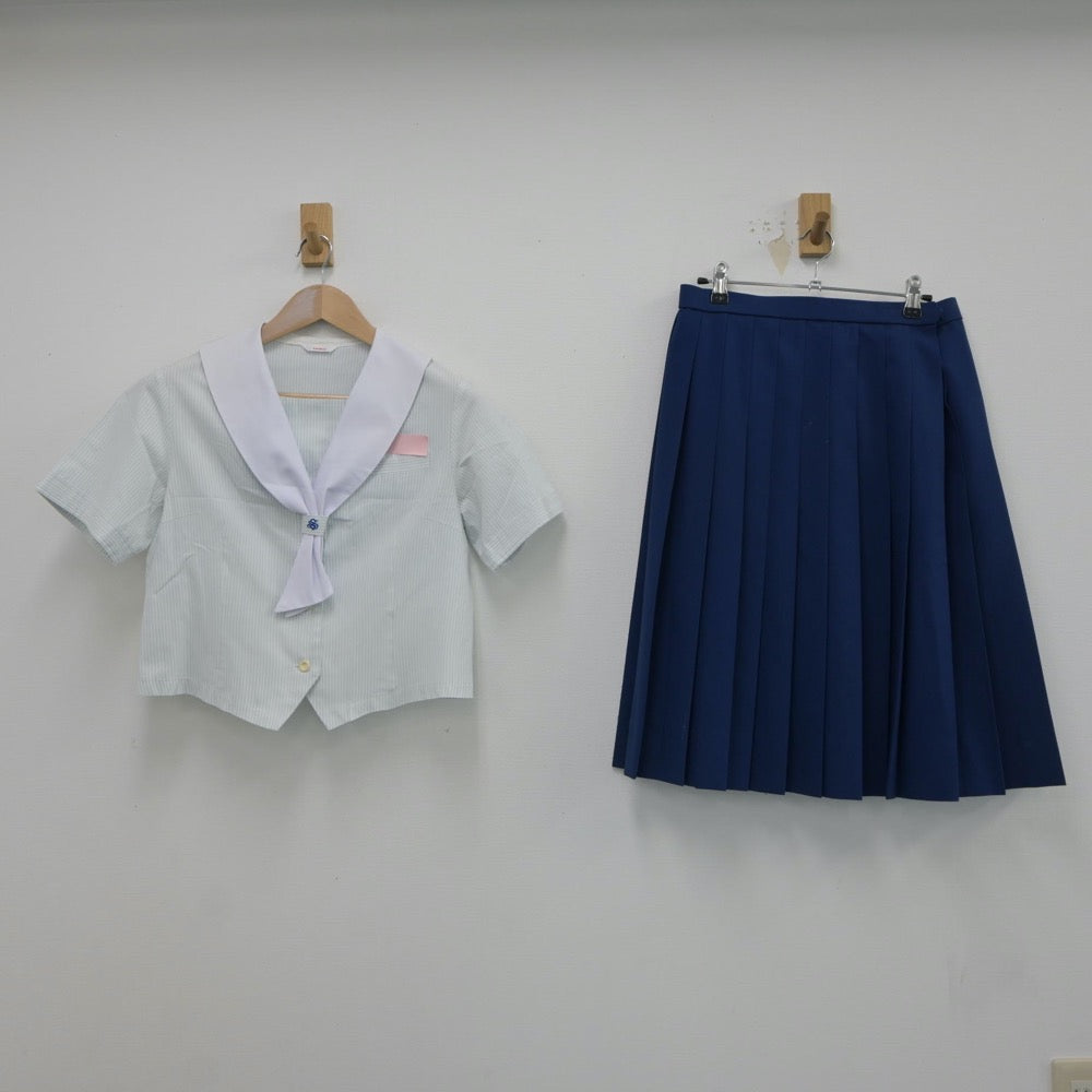 【中古】長崎県 真城中学校 女子制服 3点（セーラー服・ニットベスト・スカート）sf017548