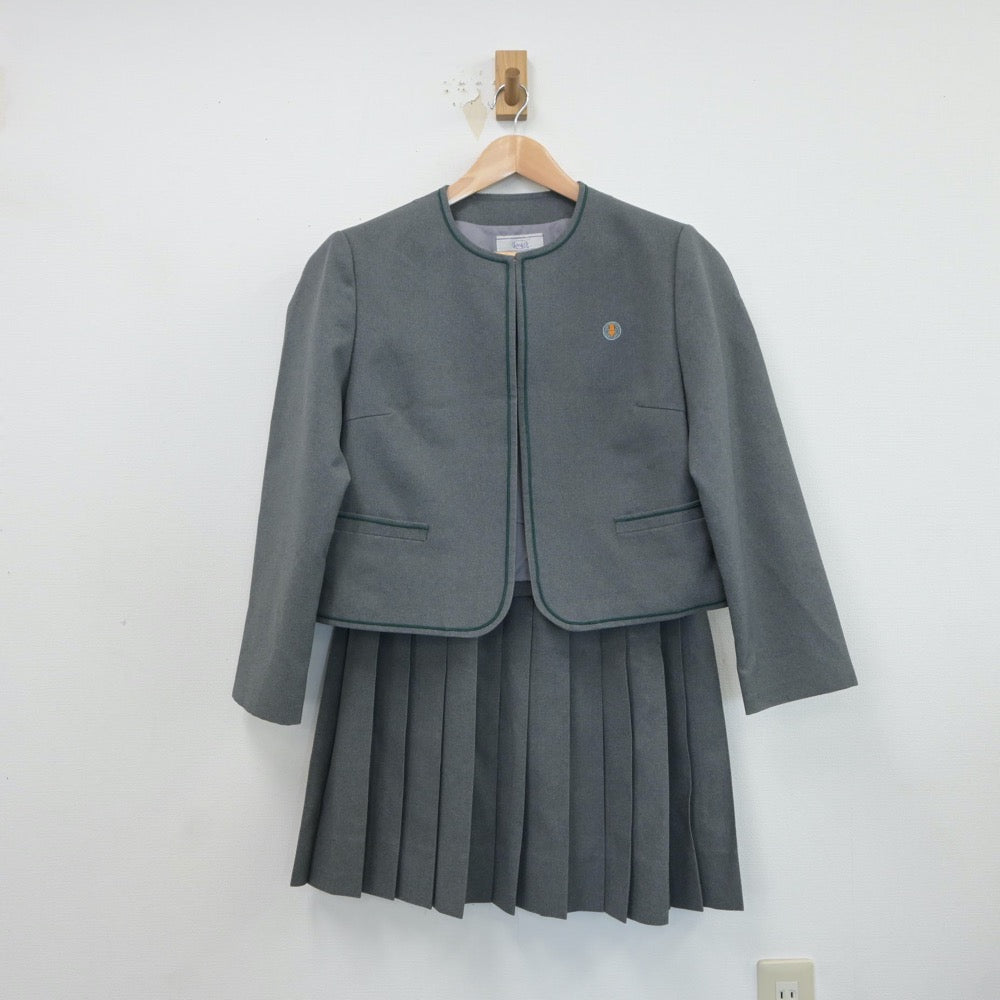 【中古】長崎県 真城中学校 女子制服 2点（ブレザー・スカート）sf017553