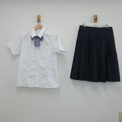 【中古】東京都 東京音楽大学附属高等学校 女子制服 4点（シャツ・ベスト・スカート）sf017571