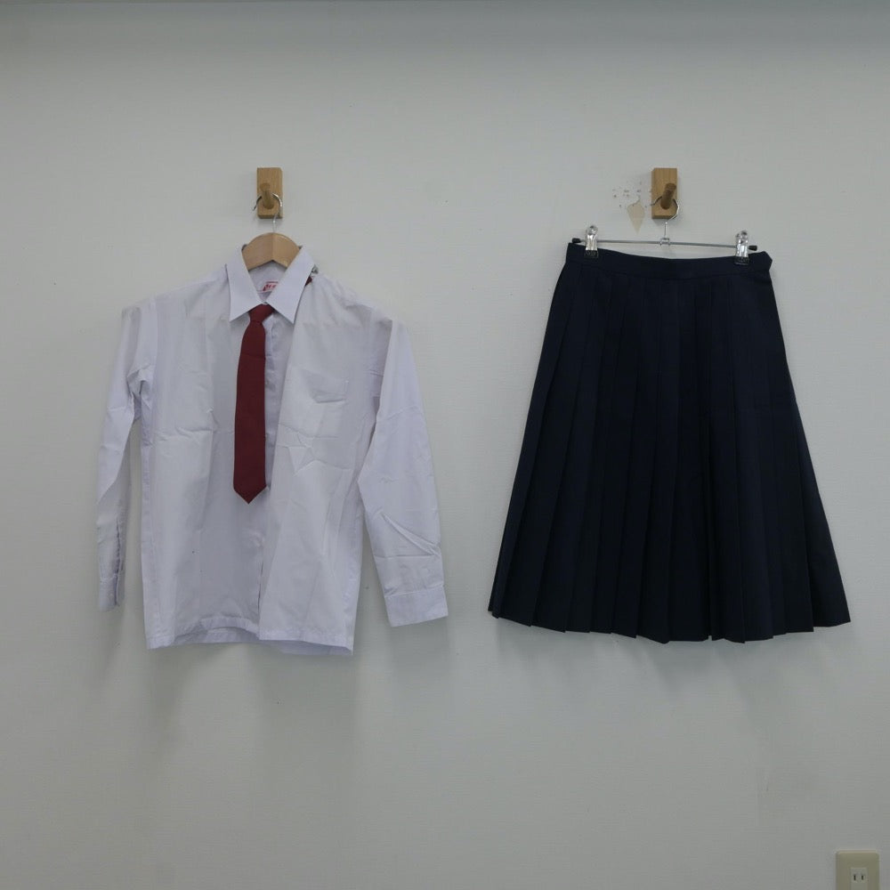 【中古】三重県 五十鈴川中学校 女子制服 3点（シャツ・スカート）sf017576