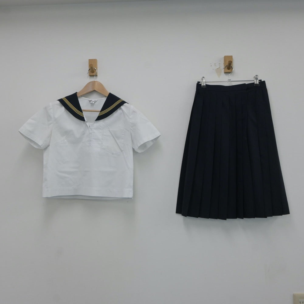 中古制服】青森県 弘前学院聖愛高等学校 女子制服 2点（セーラー服・スカート）sf017625【リサイクル学生服】 | 中古制服通販パレイド