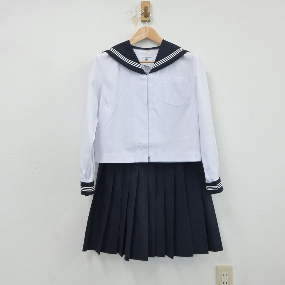 【中古】青森県 弘前市立第四中学校 女子制服 2点（セーラー服・スカート）sf017630