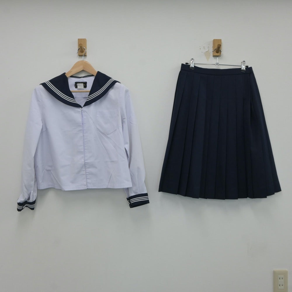 【中古】青森県 弘前市立第四中学校 女子制服 2点（セーラー服・スカート）sf017631