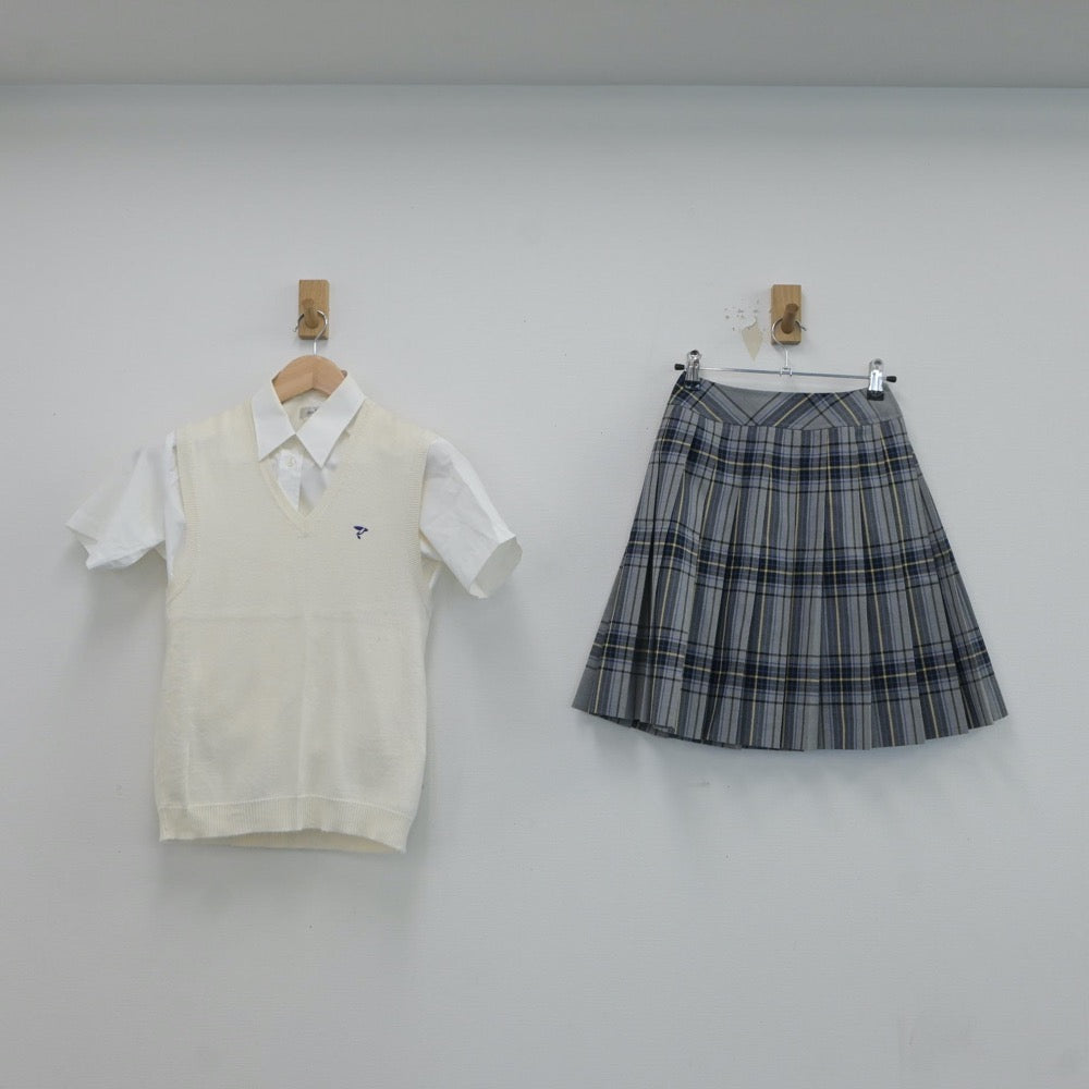 【中古】福島県 帝京安積高等学校 女子制服 3点（シャツ・ニットベスト・スカート）sf017711