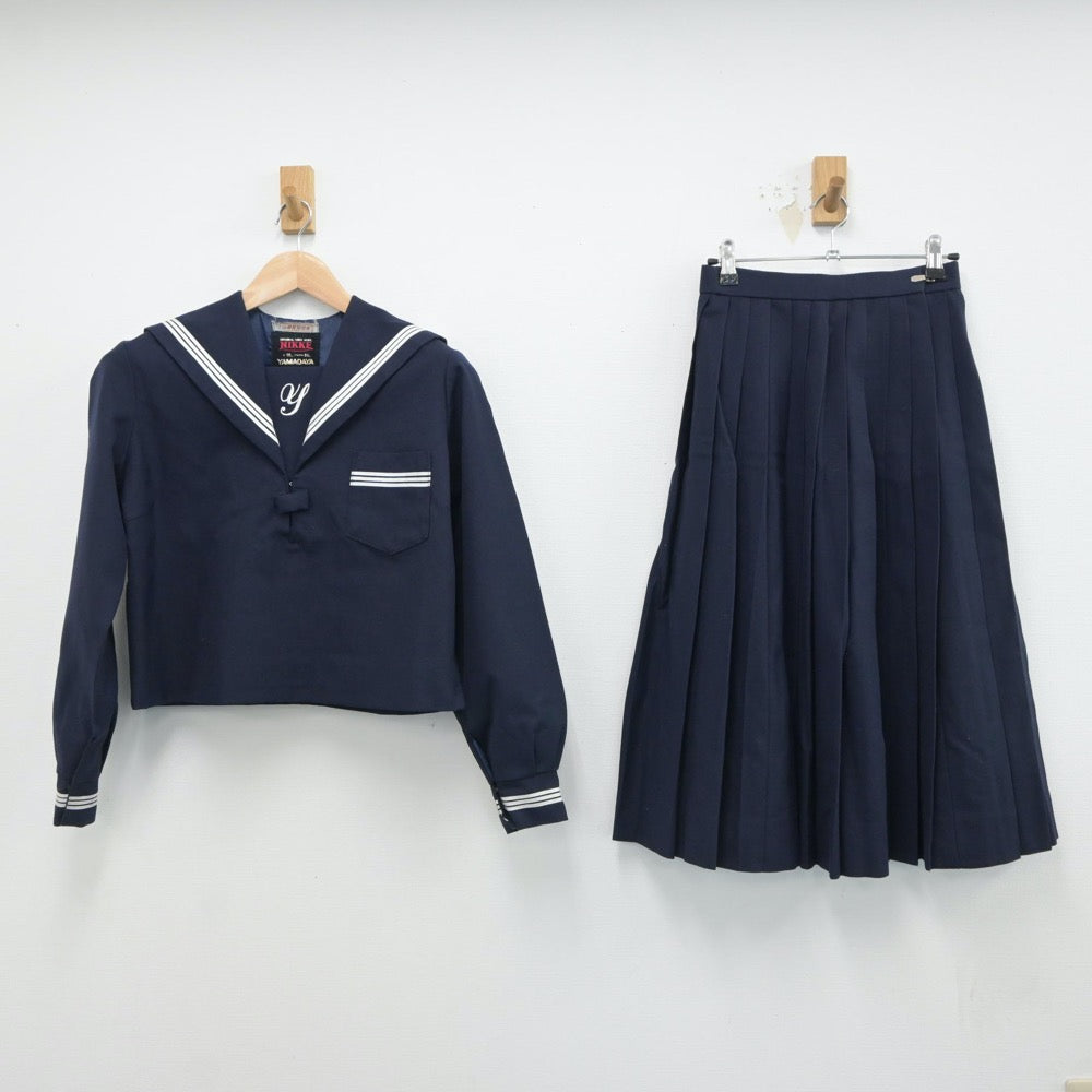 【中古】兵庫県 安室中学校 女子制服 2点（セーラー服・スカート）sf017767