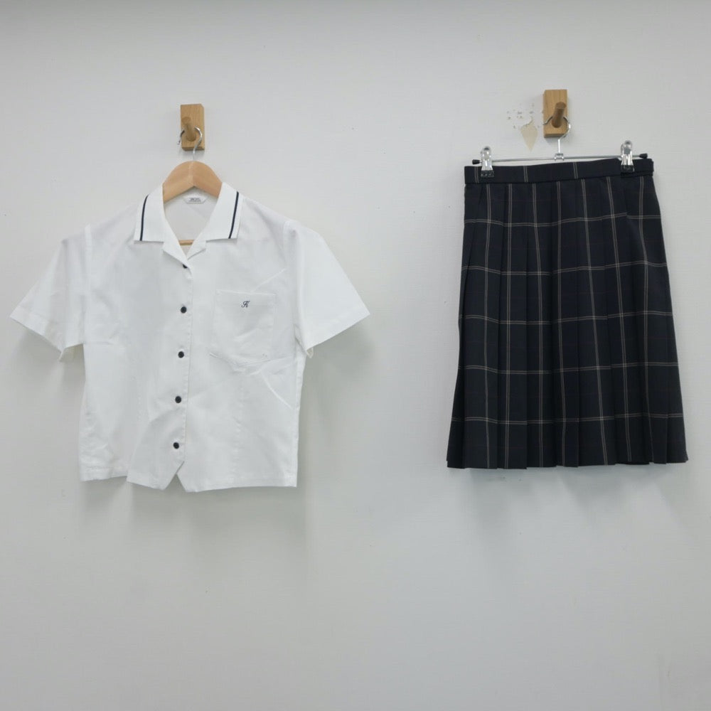 【中古】東京都 駒澤大学高等学校 女子制服 3点（シャツ・ニットベスト・スカート）sf017803