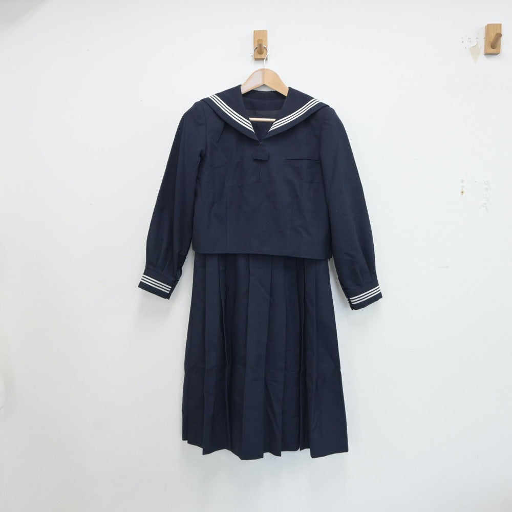 【中古】東京都 墨田区立本所中学校 女子制服 2点（セーラー服・ジャンパースカート）sf017876