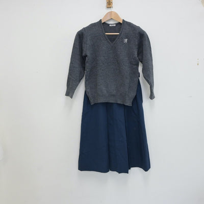 【中古】埼玉県 川口市立領家中学校 女子制服 3点（ニット・ニット・スカート）sf017926