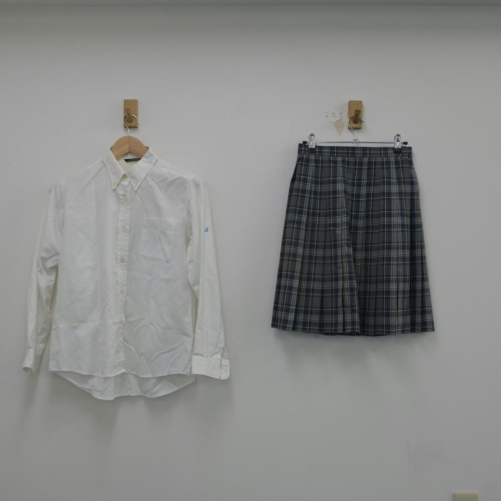 【中古】神奈川県 湘南学院高等学校 女子制服 4点（シャツ・ニットベスト・スカート）sf018040