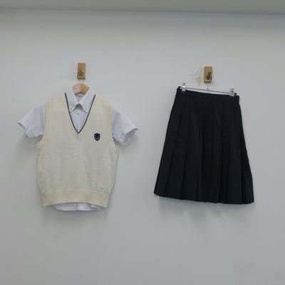 【中古】兵庫県 東洋大学附属姫路中学高等学校 女子制服 4点（シャツ・ニットベスト・スカート）sf018059