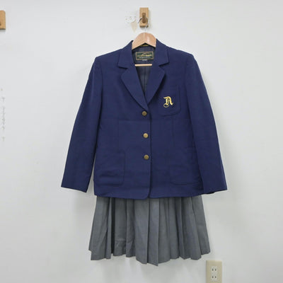 【中古】埼玉県 青木中学校 女子制服 2点（ブレザー・スカート）sf018136