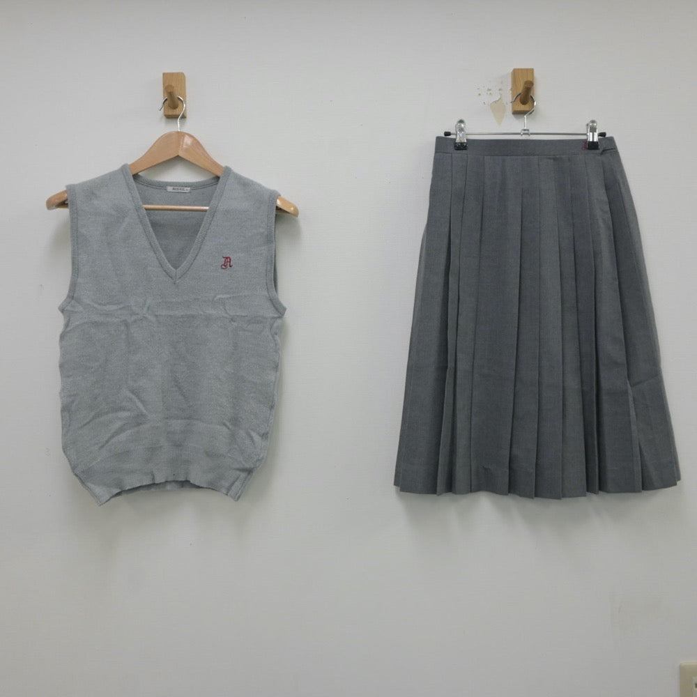 【中古】埼玉県 青木中学校 女子制服 2点（ベスト・スカート）sf018141