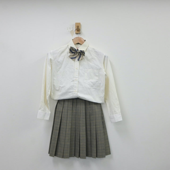 中古制服】三重県 高田高等学校 女子制服 4点(ブレザー・シャツ 中古制服】三重県 高田高等学校 女子制服 4点(ブレザー・シャツ