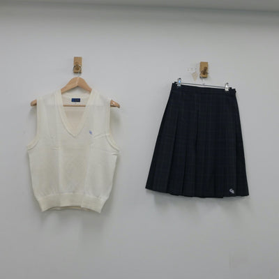 【中古】千葉県 千葉経済大学付属高等学校 女子制服 2点（ニットベスト・スカート）sf018293