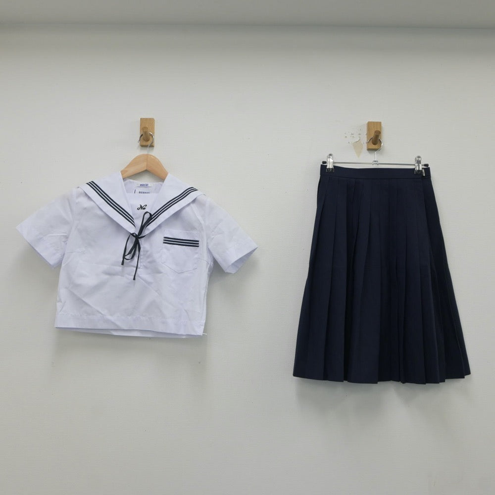 【中古】兵庫県 姫路灘中学校 女子制服 4点（セーラー服・スカート）sf018364