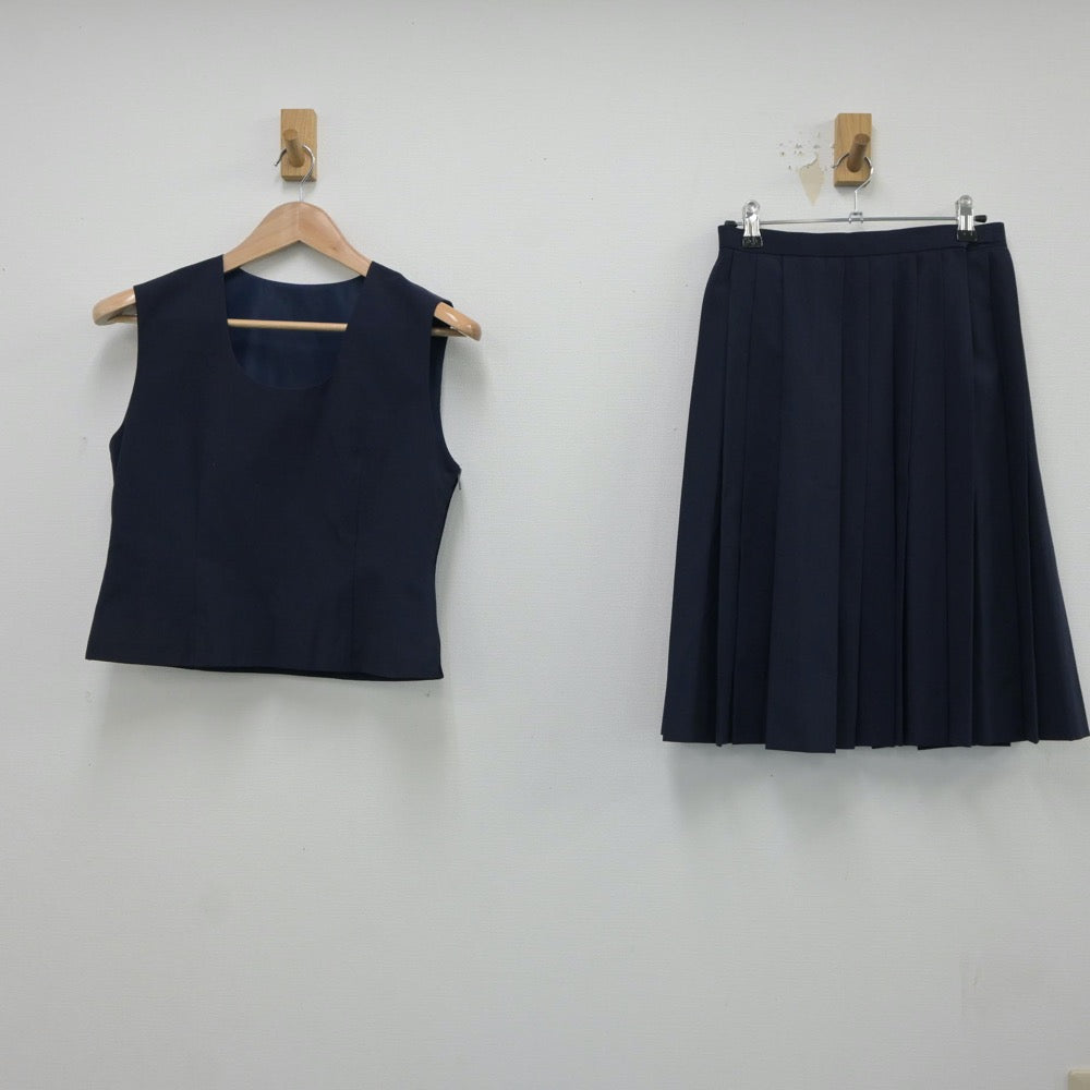 【中古】東京都 大泉学園中学校 女子制服 2点（ベスト・スカート）sf018452