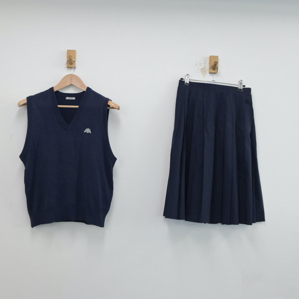 【中古】東京都 上板橋第三中学校 女子制服 2点（ニットベスト・スカート）sf018513