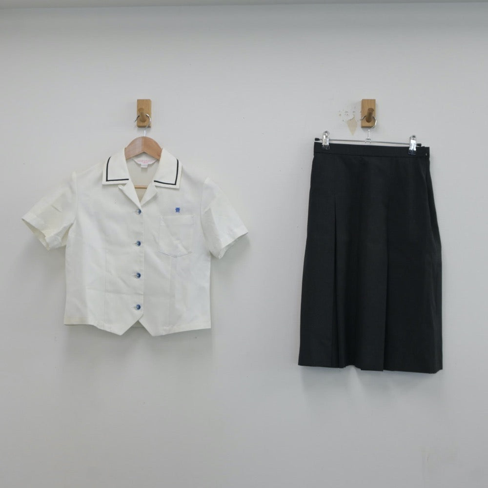 【中古】福岡県 門司大翔館高等学校 女子制服 3点（シャツ・ニットベスト・スカート）sf018520