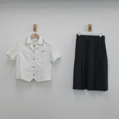 【中古】福岡県 門司大翔館高等学校 女子制服 3点（シャツ・ニットベスト・スカート）sf018520