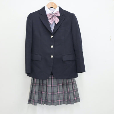 【中古】クラーク記念国際高等学校 女子制服 4点（ブレザー・シャツ・スカート）sf018570