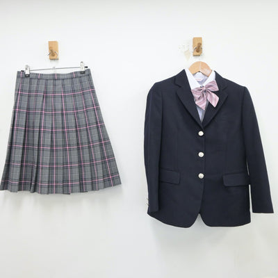 【中古】クラーク記念国際高等学校 女子制服 4点（ブレザー・シャツ・スカート）sf018570