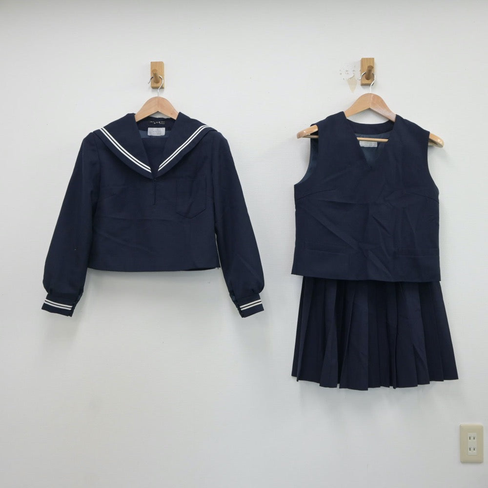 【中古】鳥取県 湖東中学校 女子制服 4点（セーラー服・ベスト・スカート・スカート）sf018577