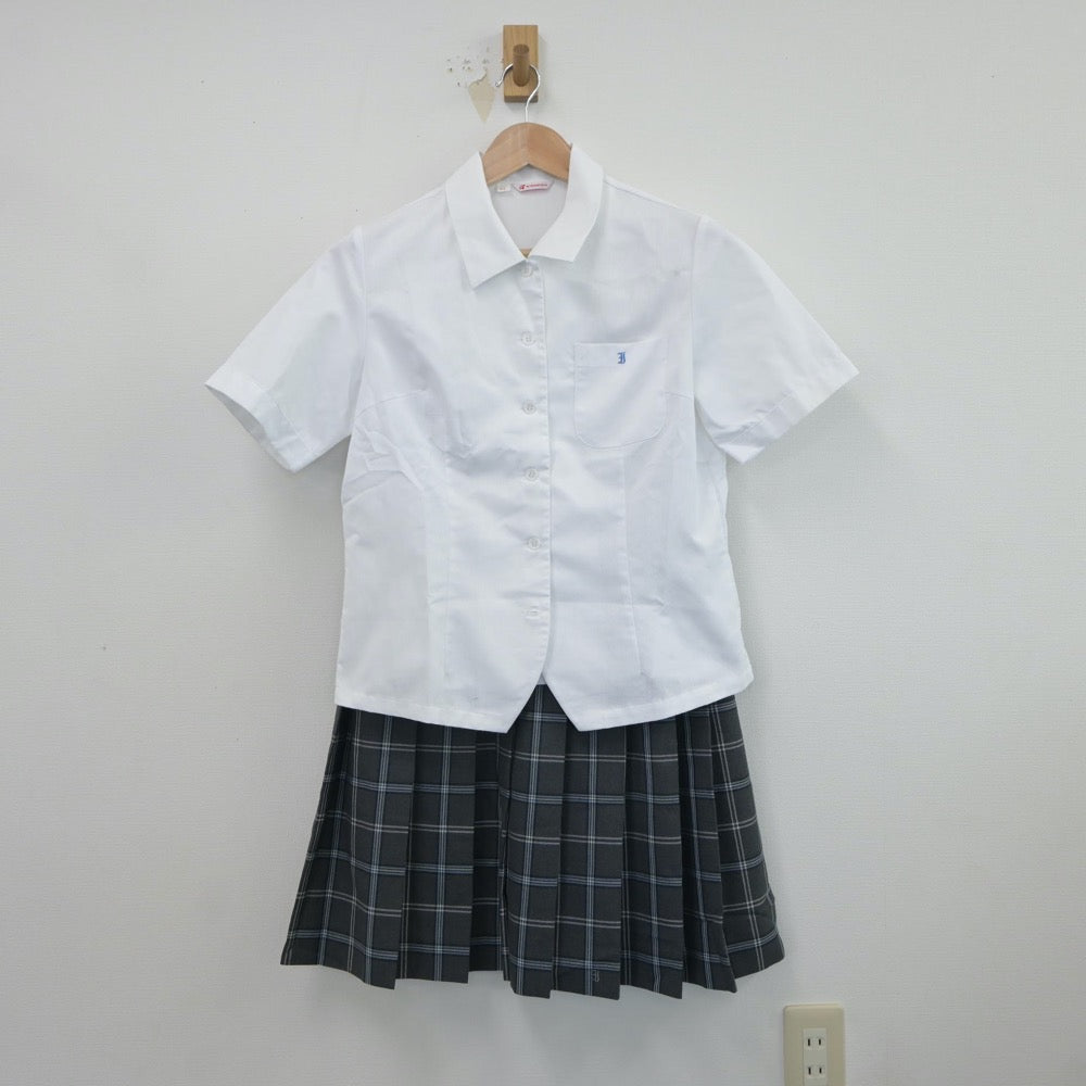 【中古】埼玉県 岩槻高等学校 女子制服 3点（シャツ・ニットベスト・スカート）sf018592