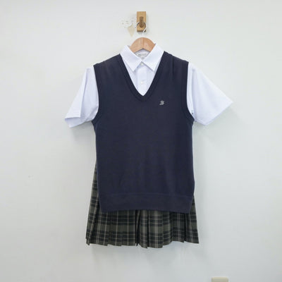 【中古】千葉県 袖ケ浦高等学校 女子制服 3点（シャツ・ニットベスト・スカート）sf018596