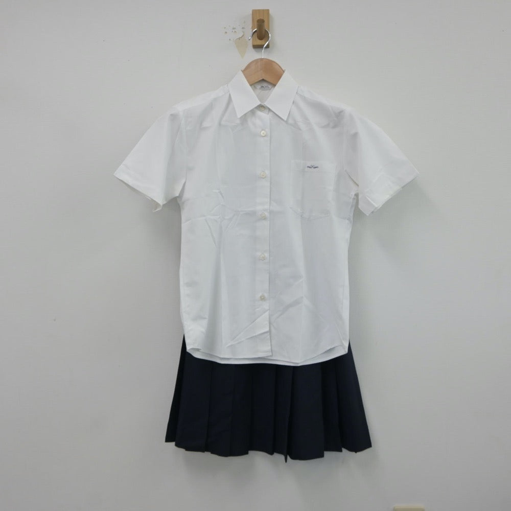 【中古】福井県 若狭高等学校 女子制服 2点（シャツ・スカート）sf018649