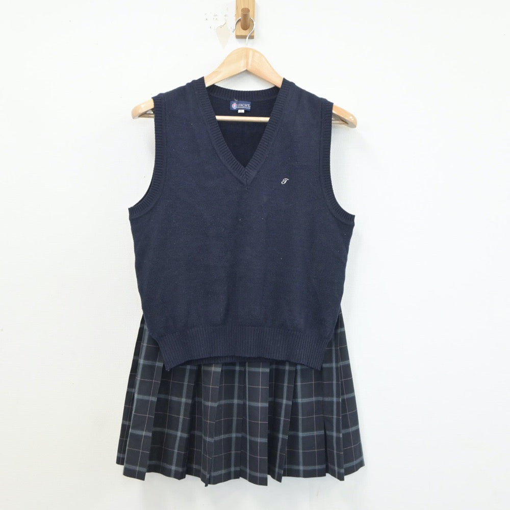 【中古】神奈川県 鶴見大学附属高等学校 女子制服 2点（ニットベスト・スカート）sf018783